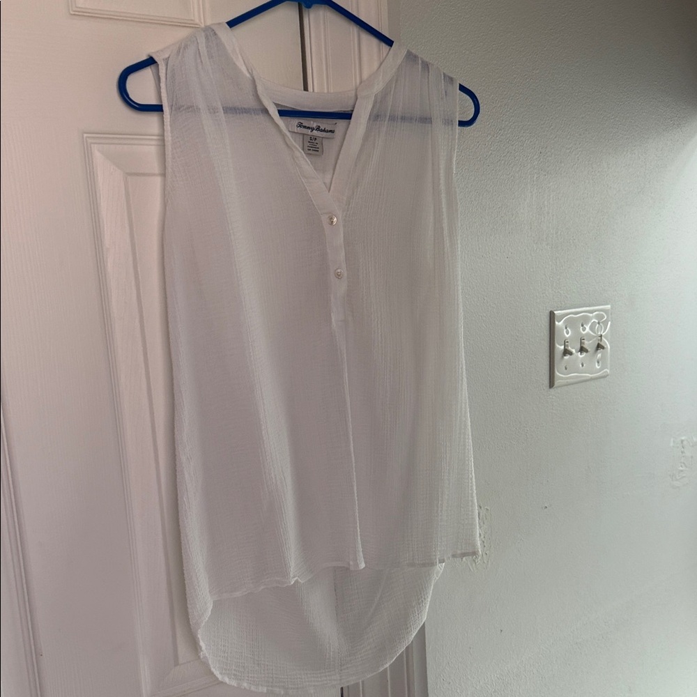 Tommy Bahama White V-Neck Sleeveless Blouse